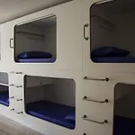 Hostel Cross (adults Only)