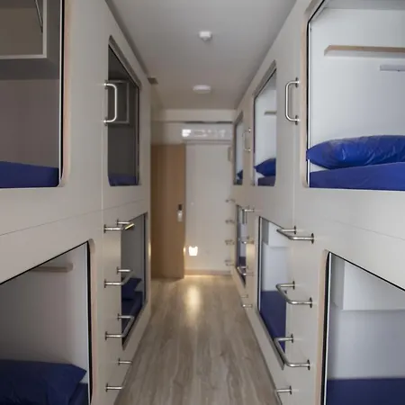 Vandrarhem Cross (adults Only) Lugo