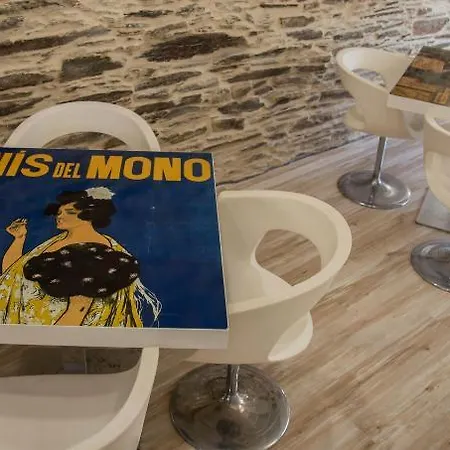 Vandrarhem Cross (adults Only) Lugo