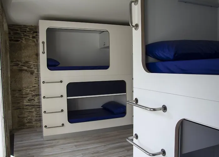 Cross (adults Only) Albergue