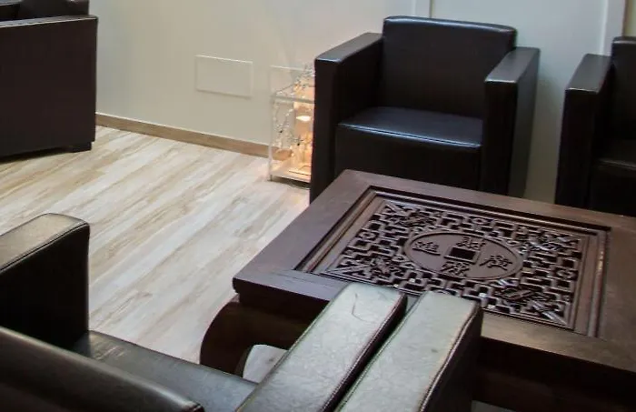 Hostel Cross (adults Only) *